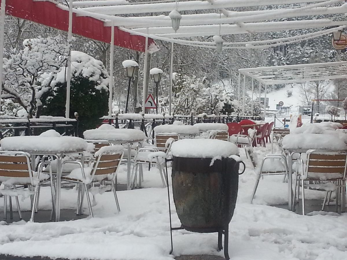 Hostal Restaurante Los Bronces Riópar Dış mekan fotoğraf