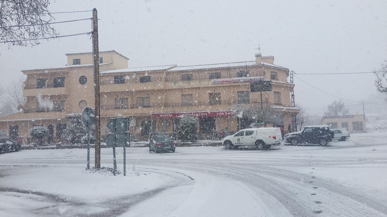 Hostal Restaurante Los Bronces Riópar Dış mekan fotoğraf